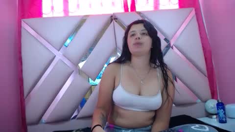 Nathaly sweet online show from 7, 1, 2026