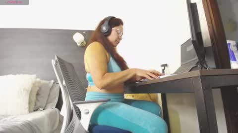 nathalyrae41 online show from 3, 7, 2026