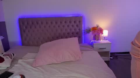NathalyStars online show from 9, 6, 2026