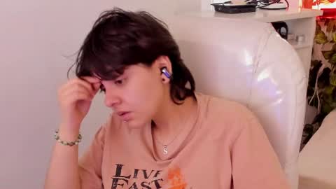 Snapshot of nathalyy_ds chatting on 11, 6, 2026 nathalyy_ds online show from 11, 6, 2026