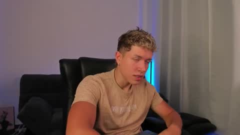 Nathan online show from 4, 11, 2025