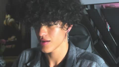 Snapshot of nathan_carson1 chatting on 5, 1, 2025 nathan_carson1 online show from 5, 1, 2025