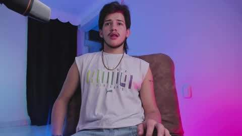 Snapshot of nathan_ferrara0 chatting on 7, 10, 2025 online show from 7, 10, 2025