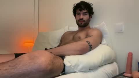 Nathaniel online show from 31, 5, 2026