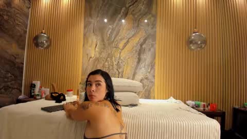 nathassa online show from 5, 3, 2025