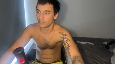 Snapshot of native_boy2 chatting on 21, 4, 2026 native_boy2 online show from 21, 4, 2026