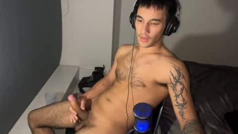 Snapshot of native_boy2 chatting on 24, 4, 2026 native_boy2 online show from 24, 4, 2026