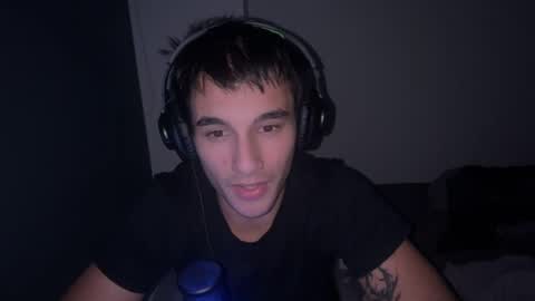 Snapshot of native_boy2 chatting on 27, 4, 2026 native_boy2 online show from 27, 4, 2026
