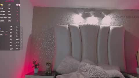 Snapshot of natt_collins chatting on 8, 7, 2026 Natalia online show from 8, 7, 2026