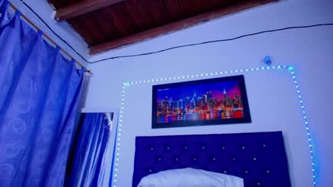  Annie  online show from 8, 2, 2025