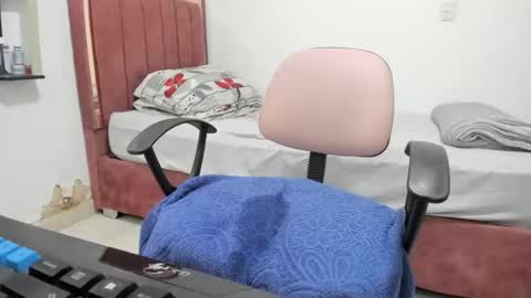 Andrea  online show from 10, 10, 2025