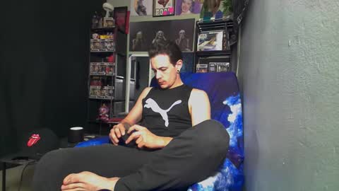 Snapshot of naturesbest951 chatting on 9, 6, 2026 NATURESBEST online show from 9, 6, 2026