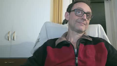 naturista25 online show from 2, 12, 2025