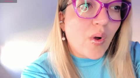 Snapshot of naty__mature_ chatting on 4, 5, 2026 Nataly online show from 4, 5, 2026