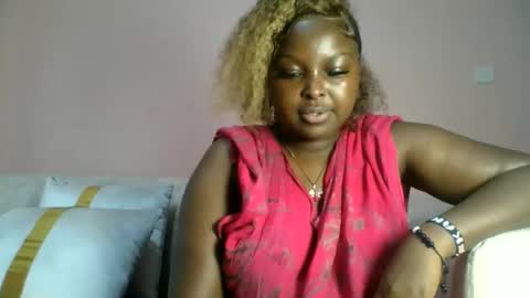 naughti_garlie online show from 25, 5, 2026