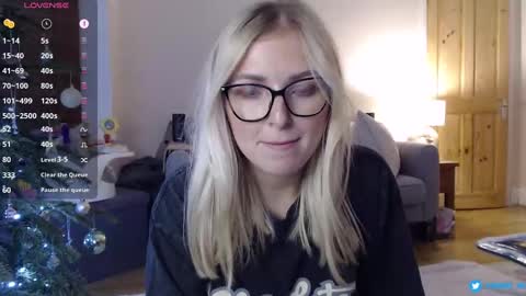 Snapshot of naughty__bex chatting on 31, 12, 2024 Bex currently on maternity leave online show from 31, 12, 2024