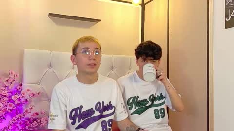 Christopher  Chris online show from 29, 10, 2025