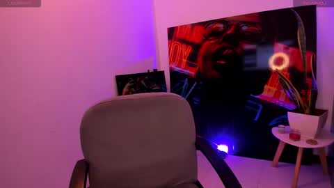 Megan online show from 22, 11, 2025