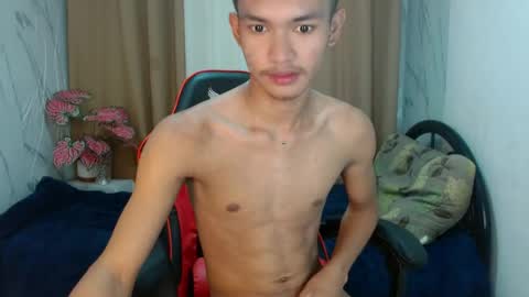 Snapshot of naughty_cy chatting on 25, 6, 2026 itzme cyril online show from 25, 6, 2026
