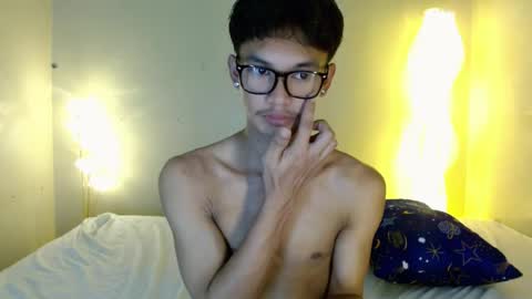Snapshot of naughty_cy chatting on 5, 8, 2026 itzme cyril online show from 5, 8, 2026