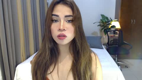 Snapshot of naughty_dreamerxxx chatting on 18, 12, 2024 Queen Jess online show from 18, 12, 2024