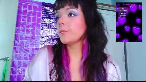 Em  please help me reach 100 thumbs up 3 online show from 9, 3, 2025