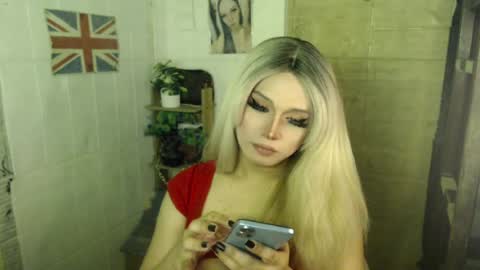 Snapshot of naughty_kim20 chatting on 30, 6, 2026 alexa online show from 30, 6, 2026