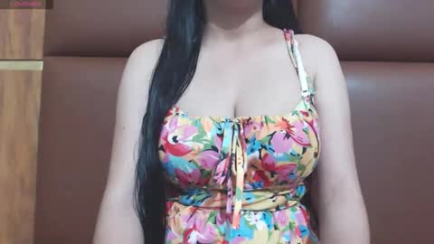 Snapshot of naughty_love489696 chatting on 22, 9, 2025 riya online show from 22, 9, 2025