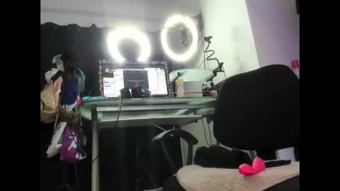 Alicia online show from 11, 4, 2026