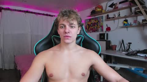 Snapshot of naughty_nik43 chatting on 29, 1, 2025 Nik online show from 29, 1, 2025