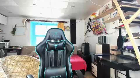 Snapshot of naughty_nik43 chatting on 24, 9, 2025 Nik online show from 24, 9, 2025