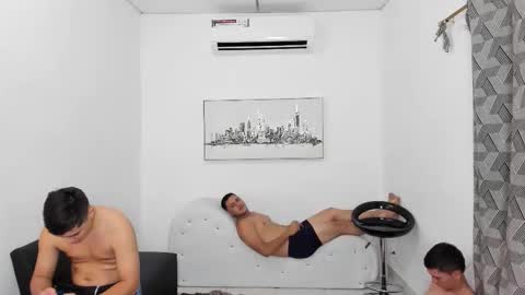 naughty_pearls online show from 9, 10, 2025