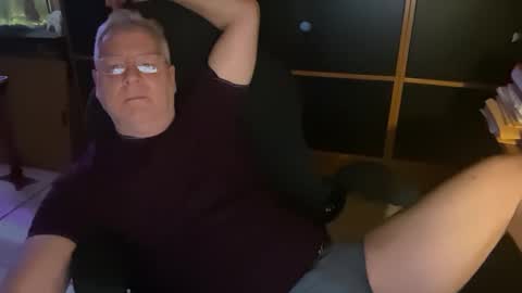 Snapshot of naughtydaddyla chatting on 17, 2, 2025 naughtydaddyla online show from 17, 2, 2025