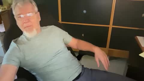 naughtydaddyla online show from 8, 11, 2025