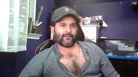 Snapshot of naughtydesicock chatting on 20, 1, 2025 sakhtlaundaz online show from 20, 1, 2025