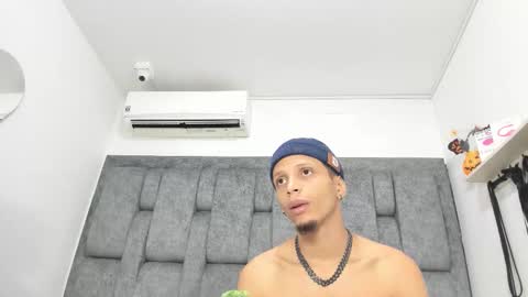 naughtyfusion_os online show from 1, 12, 2025