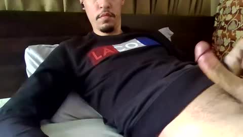 Snapshot of naughtyguy556677 chatting on 8, 5, 2026 naughtyguy556677 online show from 8, 5, 2026