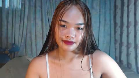 Snapshot of naughtyhotamber chatting on 25, 5, 2026 amber and ryan online show from 25, 5, 2026