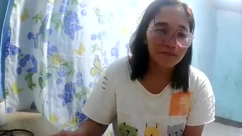 naughtykate69495126 online show from 10, 6, 2026