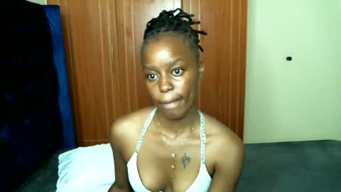 naughtyliz254 online show from 25, 9, 2025