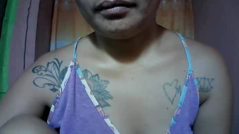 naughtymom_33 online show from 28, 11, 2025