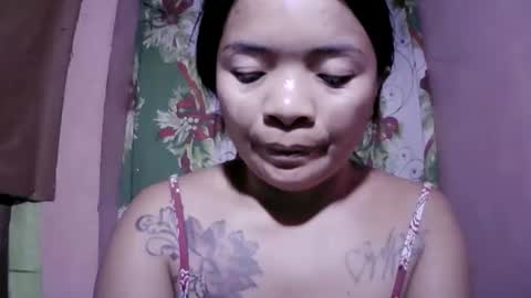 Snapshot of naughtymom_33 chatting on 14, 5, 2026 naughtymom_33 online show from 14, 5, 2026