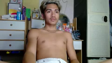 naughtyperfectasian4u online show from 2, 4, 2026