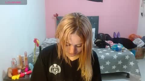 naughtyplayass online show from 28, 1, 2025