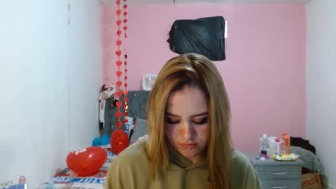 naughtyplayass online show from 26, 2, 2025