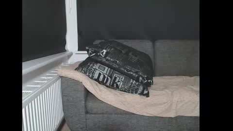 Ella - Naughty Rapunzel online show from 11, 9, 2025