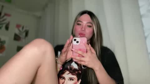 Snapshot of naughtyrosecum chatting on 2, 12, 2024 Rose Wilson online show from 2, 12, 2024