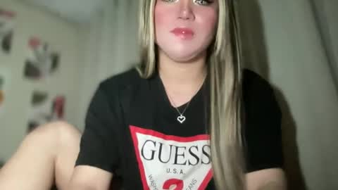 Snapshot of naughtyrosecum chatting on 11, 12, 2024 Rose Wilson online show from 11, 12, 2024