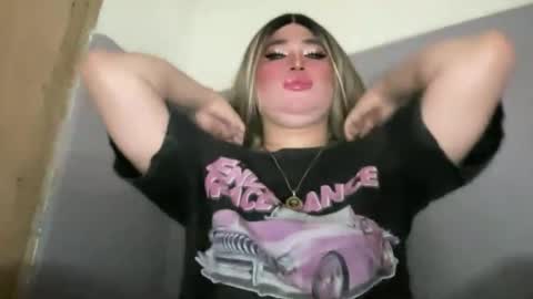 Rose Wilson online show from 22, 11, 2025