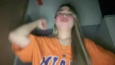 Snapshot of naughtyrosecum chatting on 18, 7, 2026 Rose Wilson online show from 18, 7, 2026